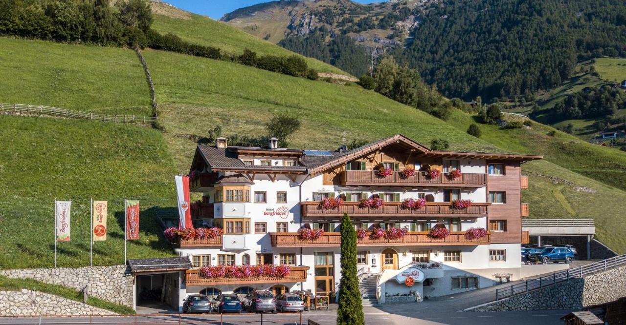 Hotel Bergfrieden Martello Eksteriør bilde